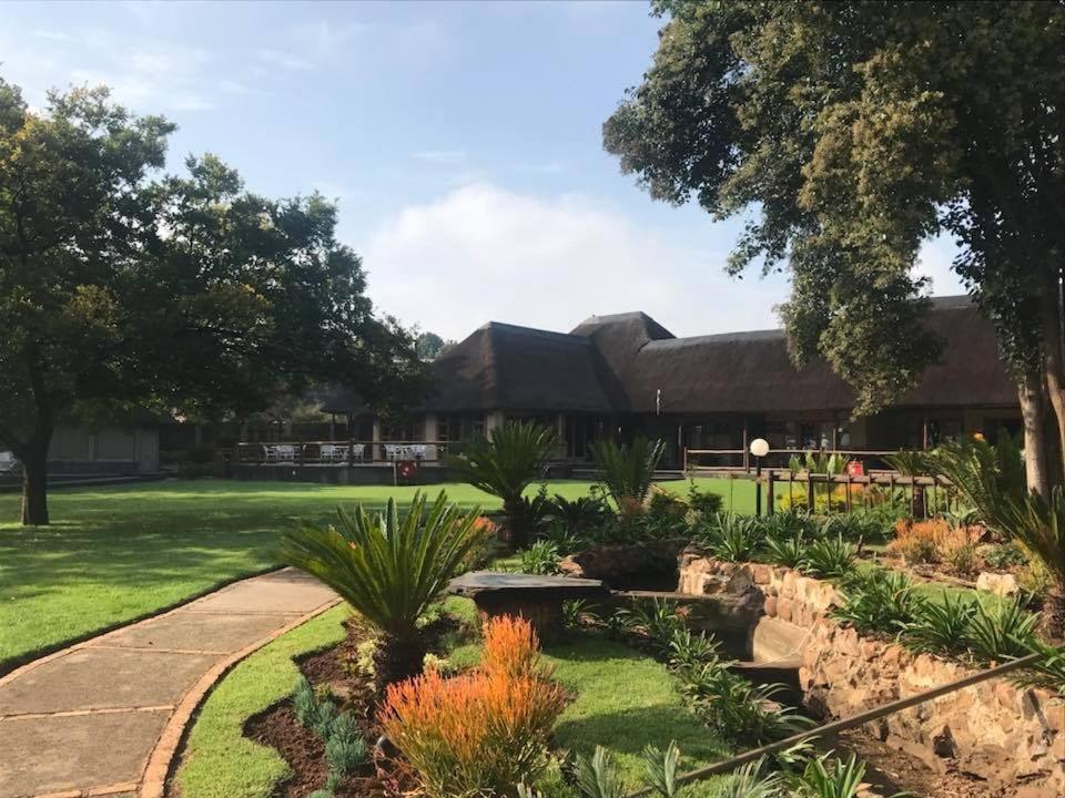 Nkanga Lodge Accommodation & Venue Kempton Park Zewnętrze zdjęcie