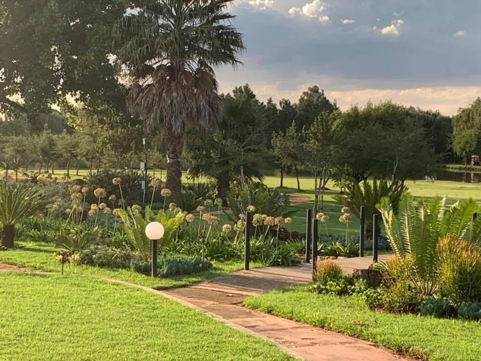 Nkanga Lodge Accommodation & Venue Kempton Park Zewnętrze zdjęcie